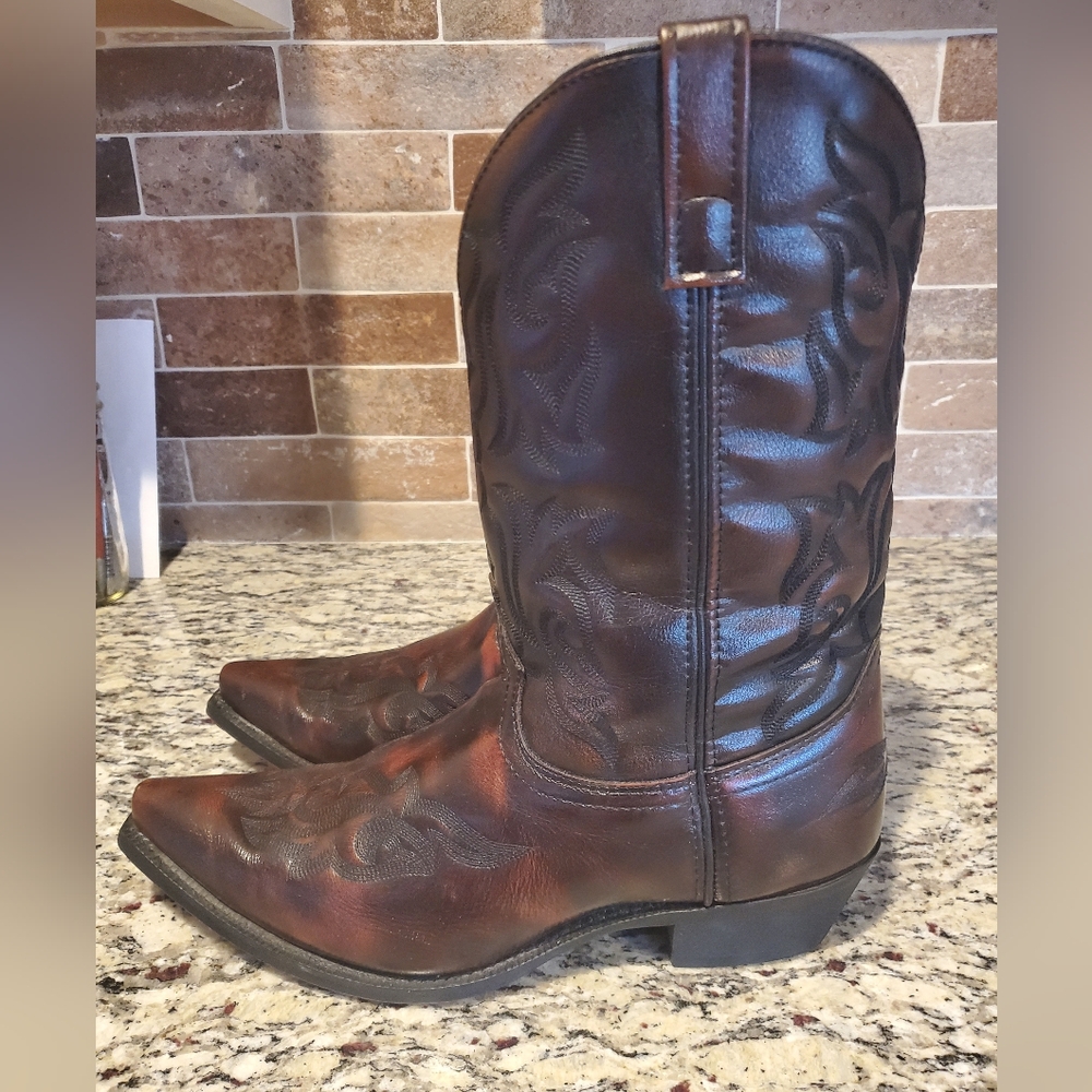 Mens Laredo Western Snip Toe boots 13EW